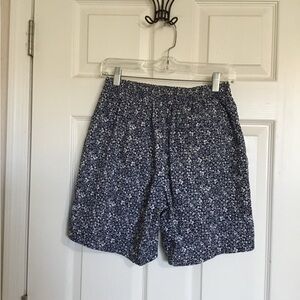 Lululemon Men’s Bowline Shorts in Blue Floral Size small